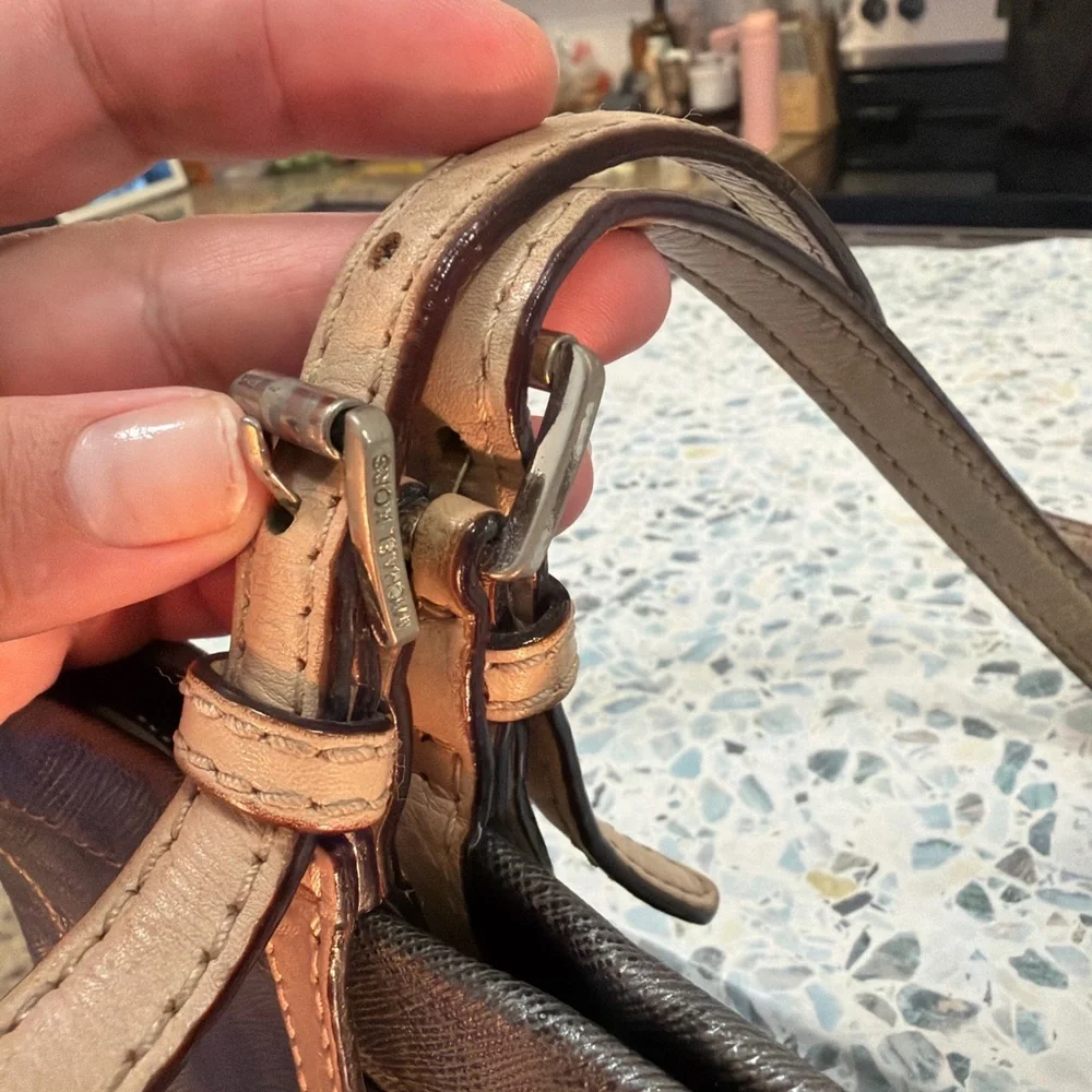 Michael Kors Jet Set Tote Black MK Logo Shoulder Bag Large - Picture 5 of 10